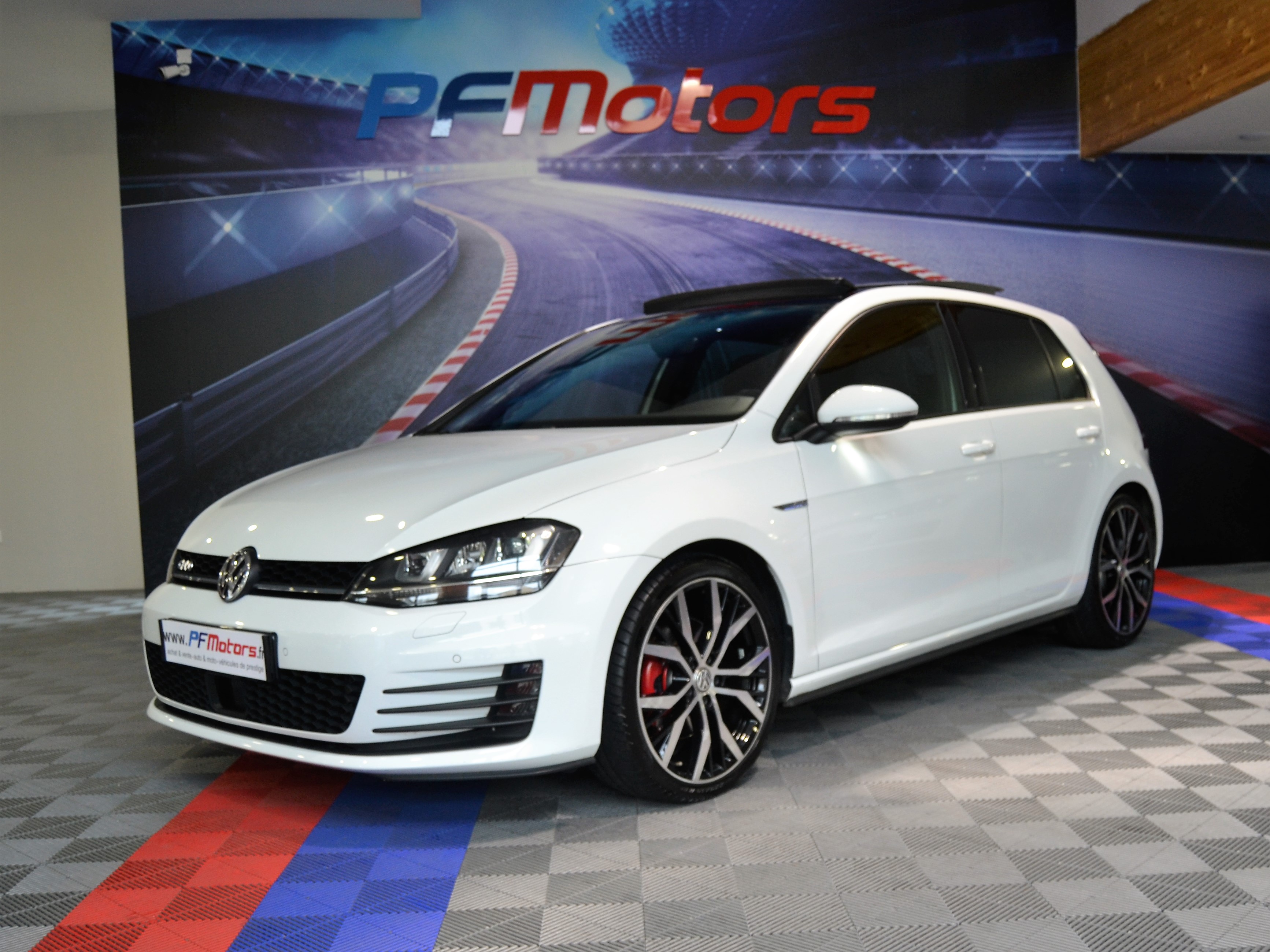 Volkswagen Golf 7 GTD 2.0 TDI 184 DSG Toit pano - Pf Motors