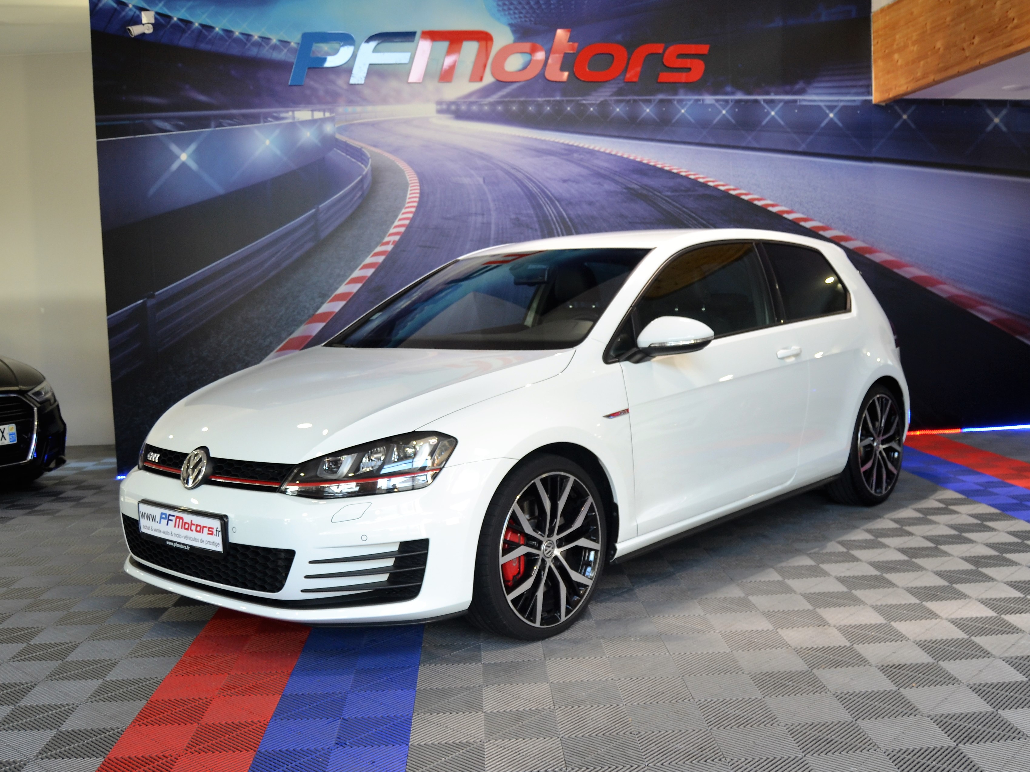 Volkswagen Golf 7 GTI 2.0 TSI 230 CV PERFORMANCE DSG Vendu charentilly  (Indre-et-Loire) - n°4802518 - Mertens Automobiles