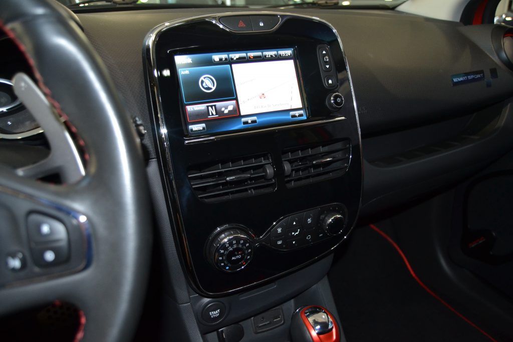 Renault Clio 4 1.6 Turbo 200 RS GPS Caméra JA 18 Cuir RS Drive - Pf Motors