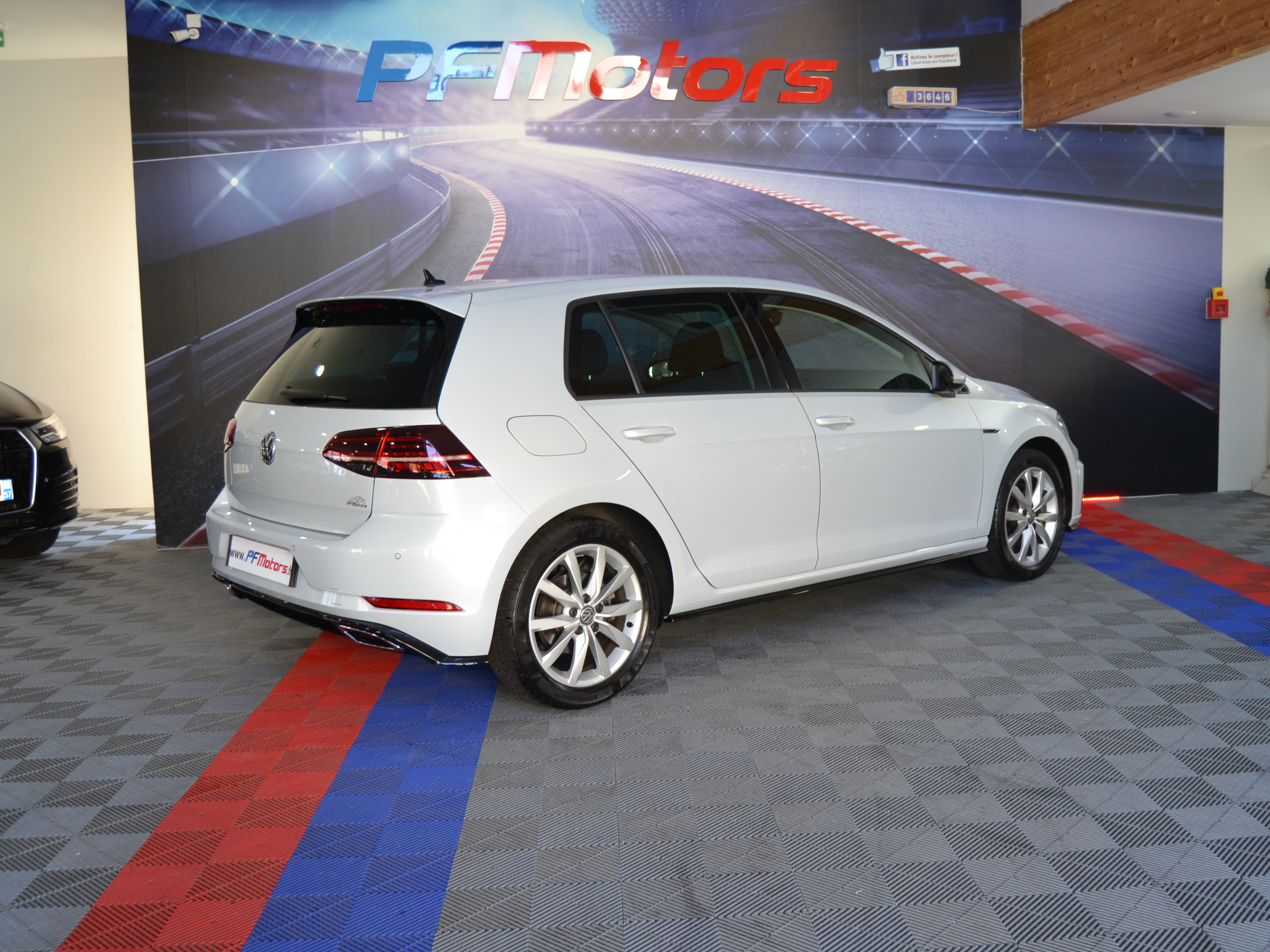 VOLKSWAGEN GOLF 7 R LINE FACELIFT 2.0 TDI LED NAV Pf Motors