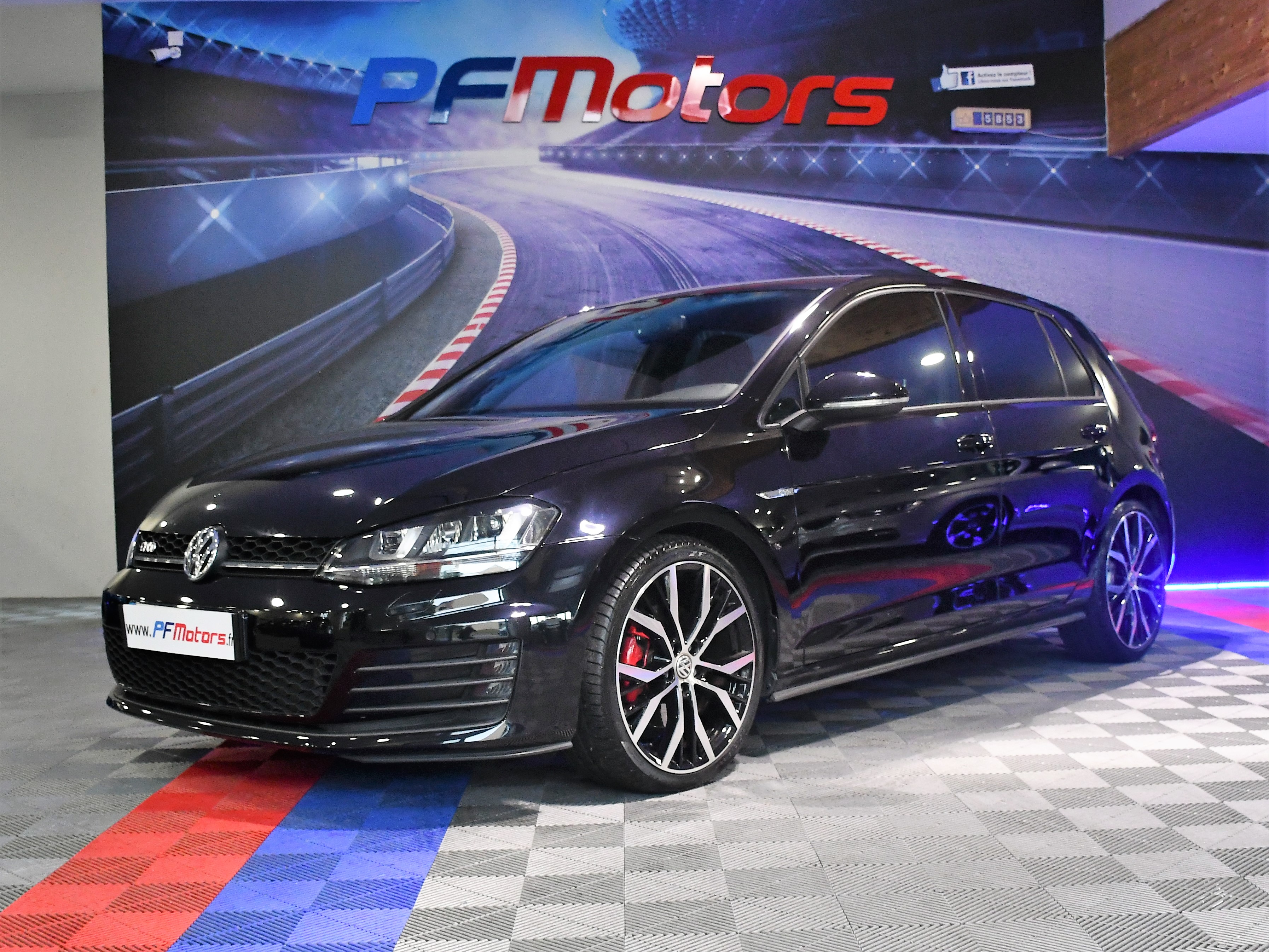 Volkswagen Golf 7 GTD 2.0 TDI 184 DSG GPS Pro DCC Sport and Sound Cuir  Alcantara JA 19 - Pf Motors