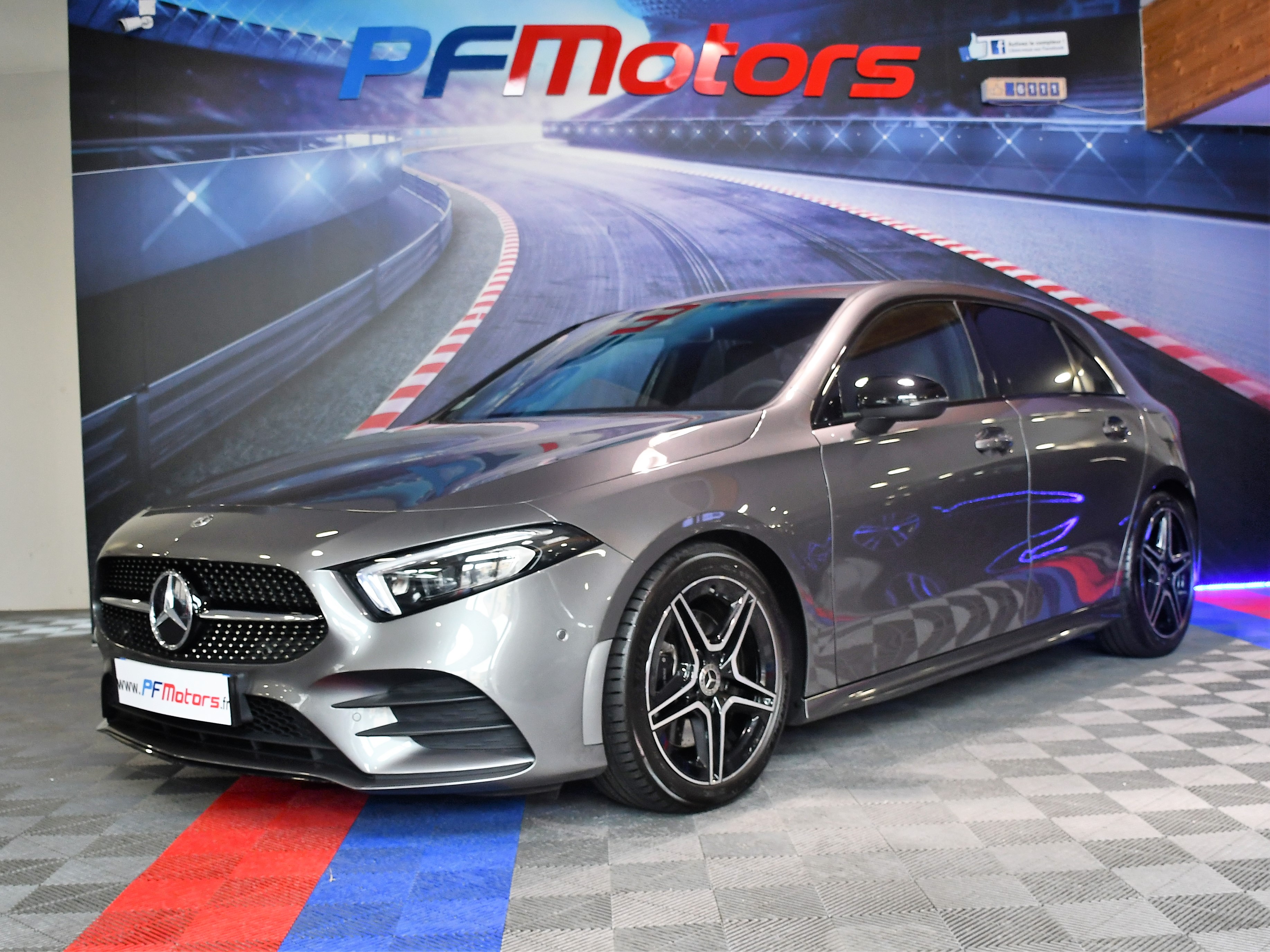 Mercedes Benz Classe A 220d AMG Line 8G-DCT 2.0 190 GPS Lane Front Pack  Lumière Caméra Cuir Alcantara JA 18 - Pf Motors