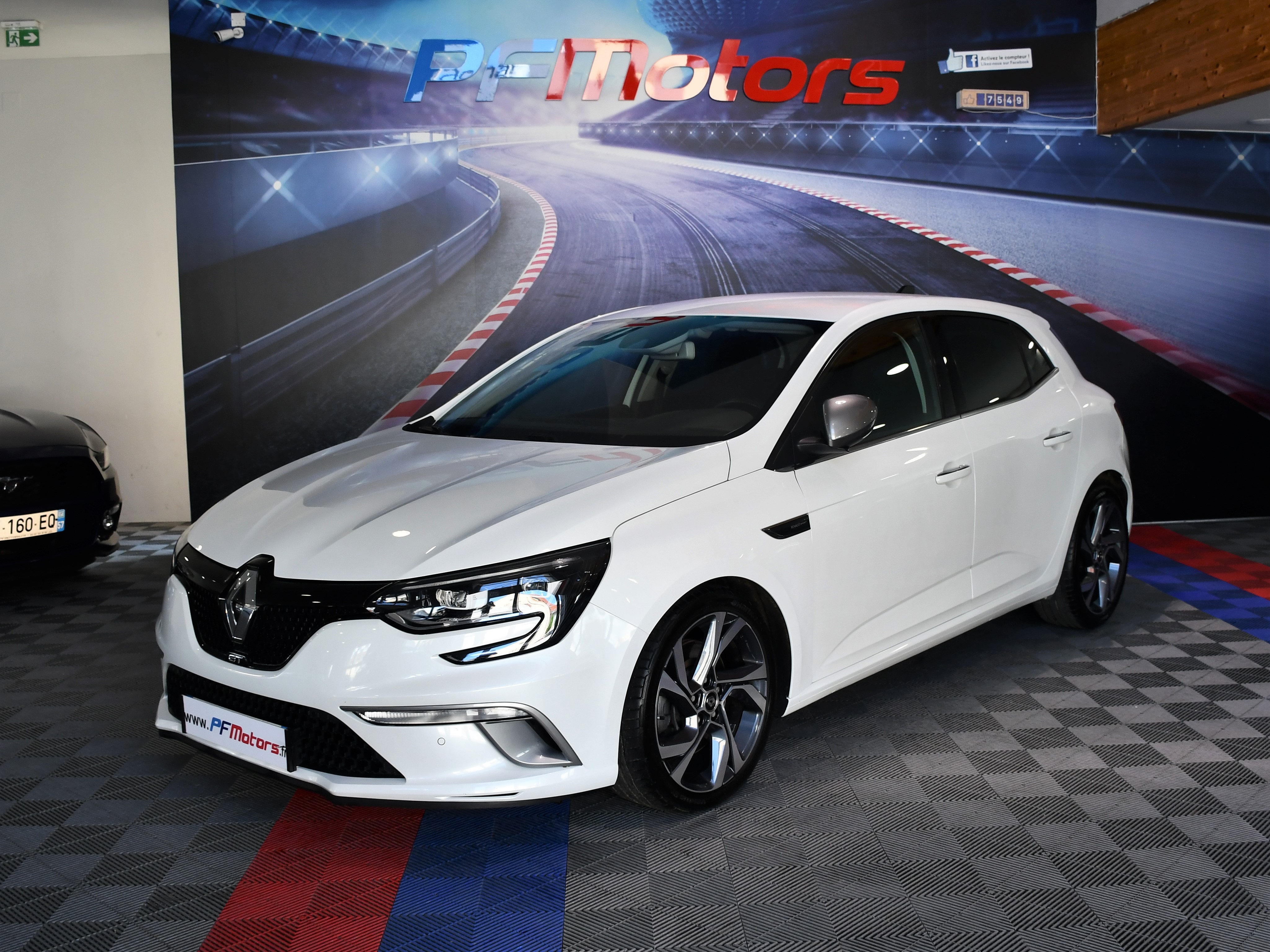 Renault Megane 4 GT 4Control 1.6 TCE 205 GPS RS Drive Caméra LED Pure  Vision Attelage JA 18 - Pf Motors