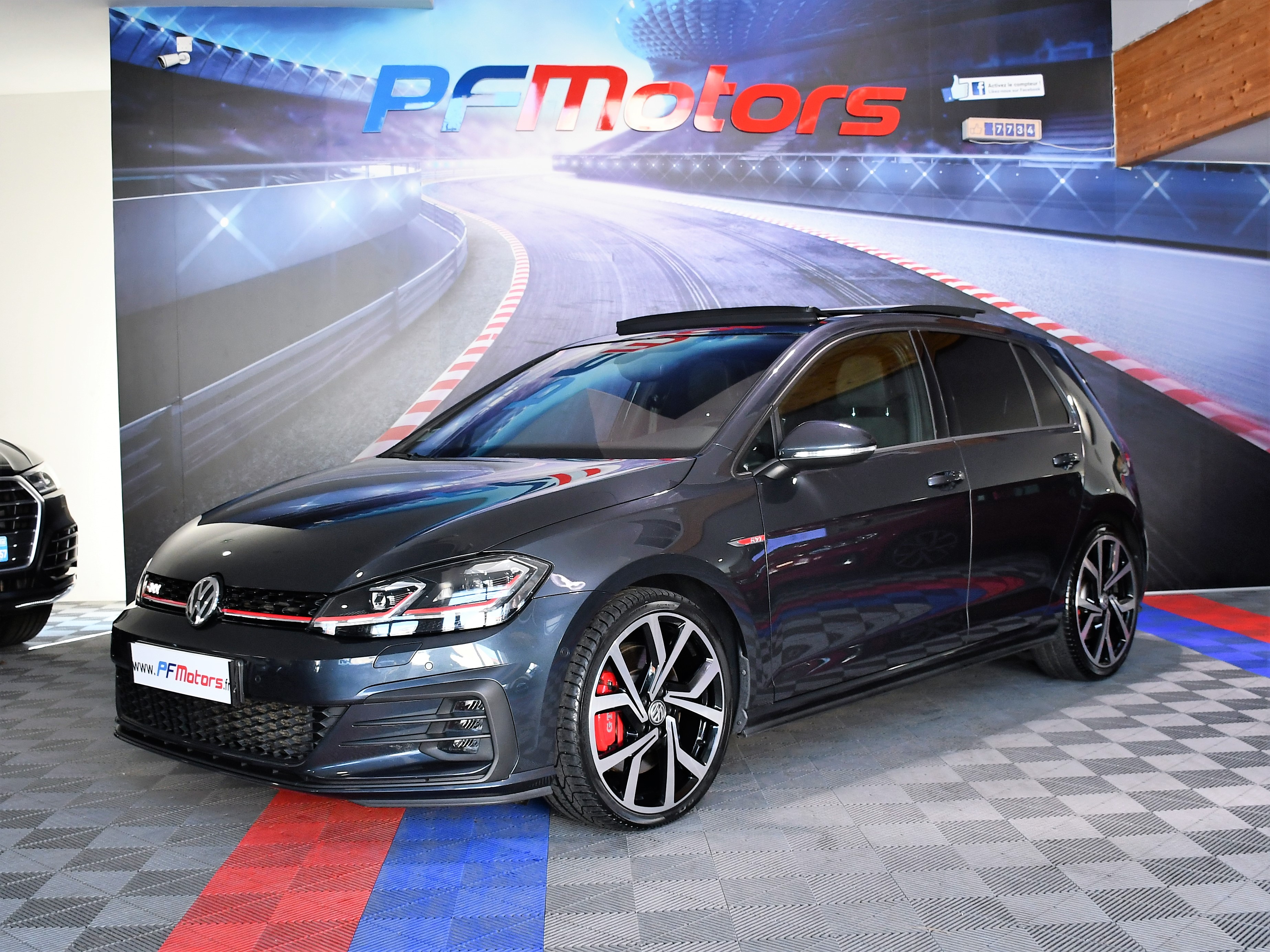 Golf 7 GTI PERFORMANCE 245 CV / FULL OPTIONS / GARANTIE VOLKSWAGEN 09/2024  - Voitures