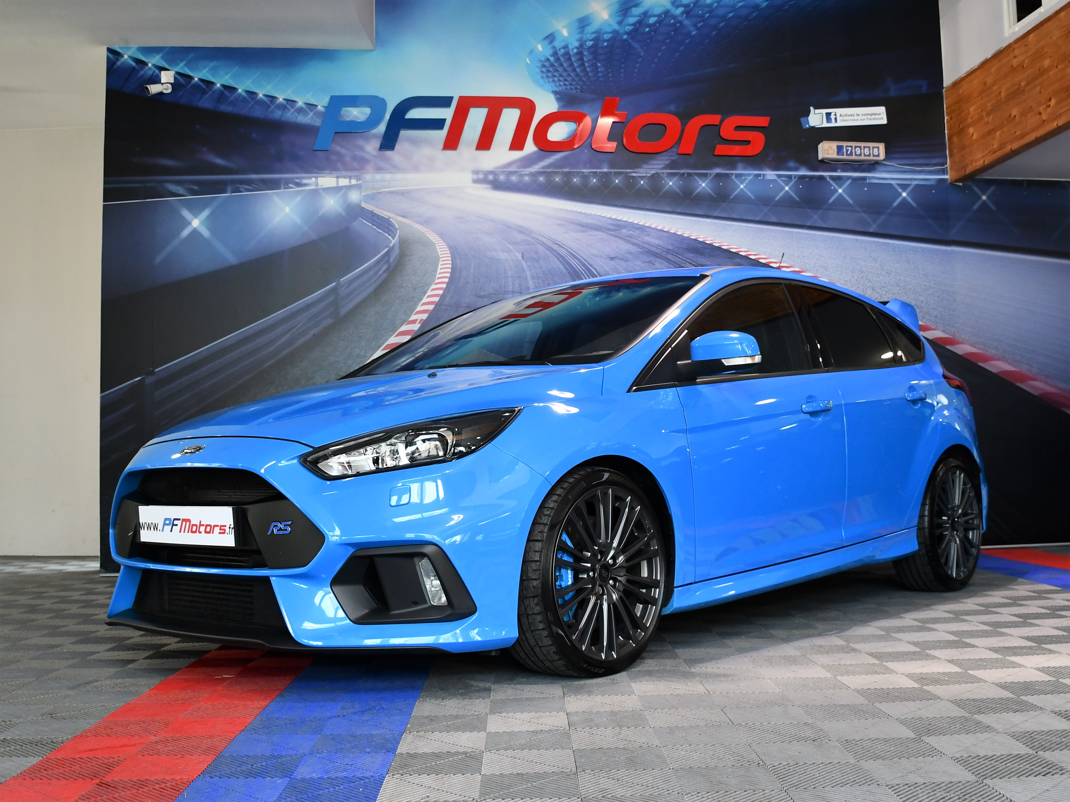 Ford Focus RS mk3 2.3 Ecoboost 350 4x4 GPS Caméra RECARO SONY Suspension  Volant Chauffant Drive Mode JA 19 Bleu Nitrous Garantie 04/2022 - Pf Motors