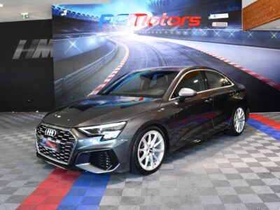Audi S3 Berline 2.0 TFSI 310 Quattro S-Tronic GPS Virtual Car Play Pré Sense Efficience Drive Ressort HR JA 18 Garantie Audi 26/09/2025 ou 100.000 km